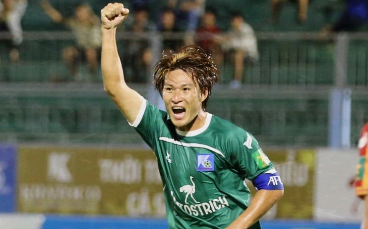 Cựu cầu thủ PSV chờ CLB Thanh Hóa gần 2 tháng - Ảnh 2.