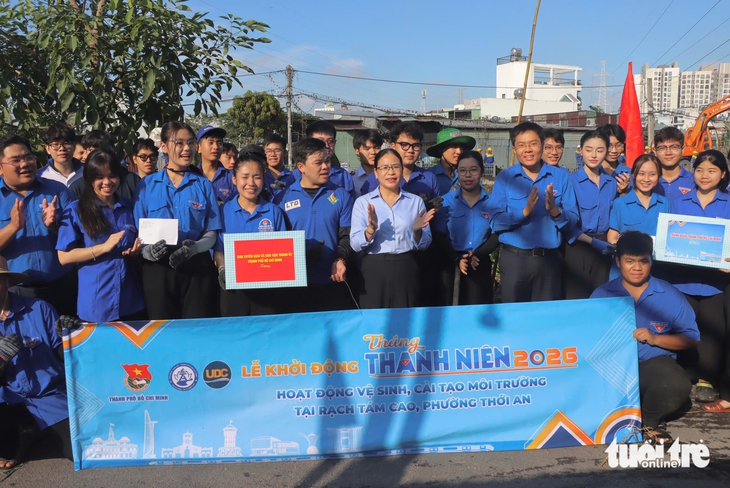 Tháng thanh niên - Ảnh 10.