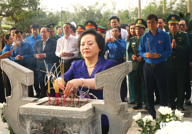 Phó thủ tướng Phạm Thị Thanh Trà dự lễ ra quân Tháng thanh niên tại Hà Tĩnh - Ảnh 2.