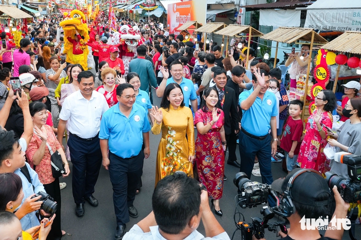 Lần đầu phường Minh Phụng tổ chức Lễ hội Nguyên tiêu - Ảnh 3.