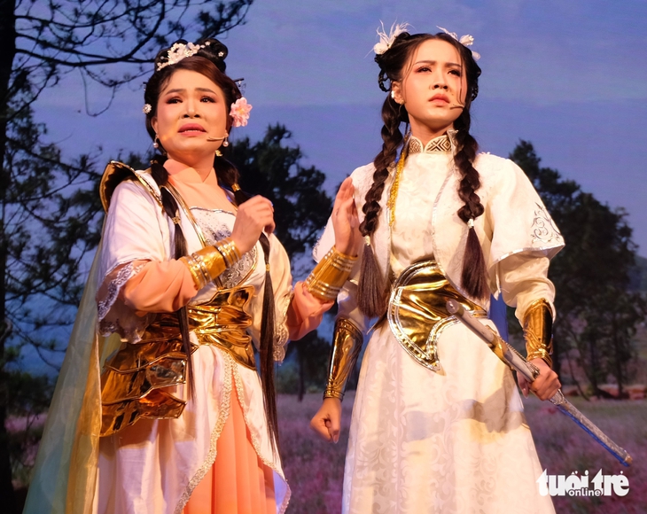 Bông lúa vàng Biện Thuy cấp tốc thay vai trong kịch Tết Gánh hát về khuya - Ảnh 3. Biện Thuy - Ảnh 3.