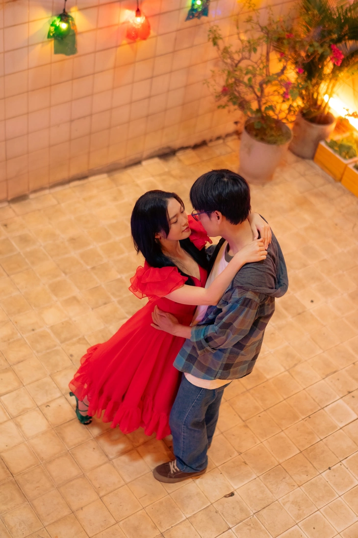 Cảm ơn người đã thức cùng tôi - Ảnh 2.