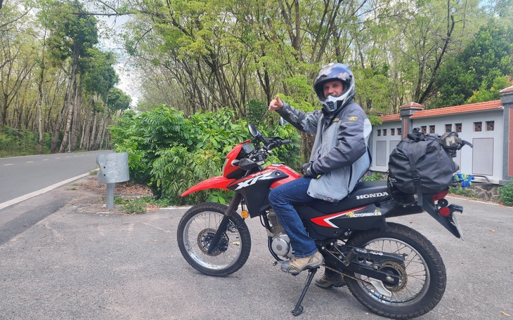 Cánh đồng lúa ở Xuân Thới Sơn hút khách ngắm hoàng hôn, check-in - Ảnh 11.