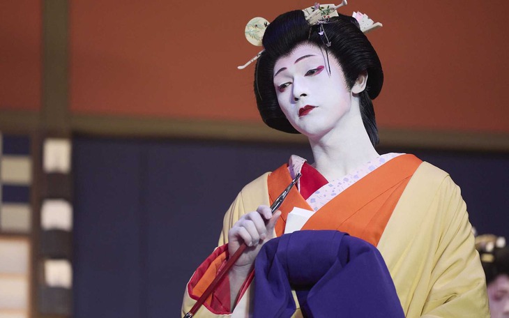 'Quốc bảo': Đời nghệ sĩ và giao kèo với quỷ dữ - Ảnh 9.