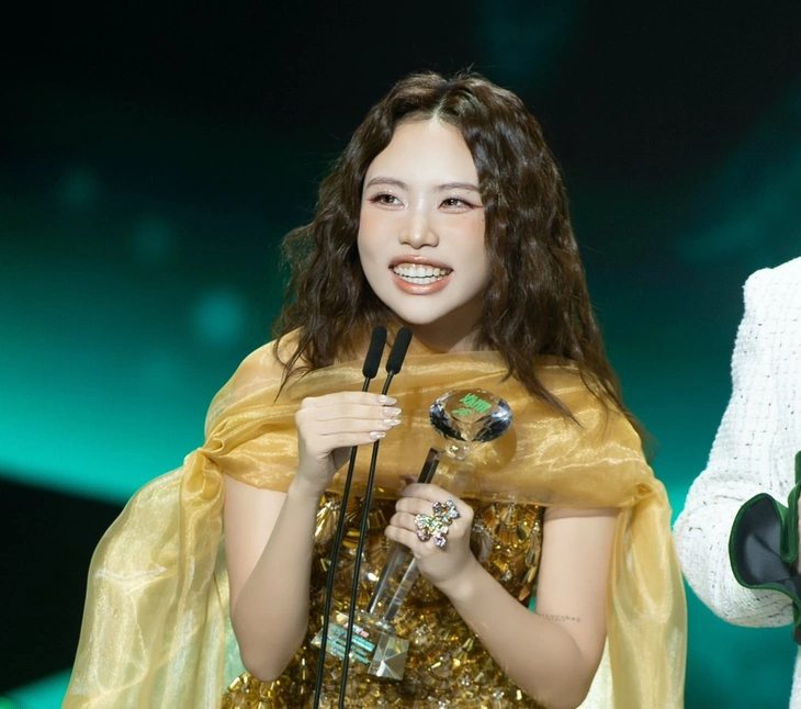 Phương Mỹ Chi - Ảnh 1.