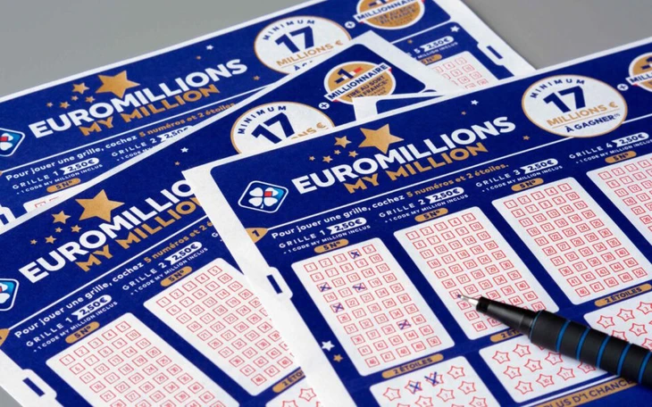 Ý: Vứt nhầm vé số trúng 1 triệu euro lên xe rác, phép màu đã xảy ra - Ảnh 3.