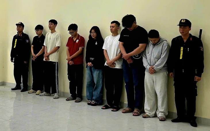 Triệt phá đường dây thuốc lá điện tử quy mô đặc biệt lớn, thu giữ gần 50.000 sản phẩm các loại - Ảnh 5.