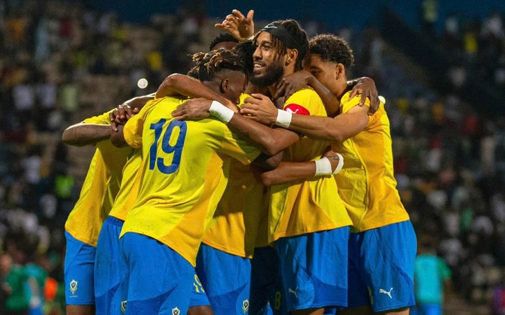 5-2: “Ngày vàng” sinh ra siêu sao bóng đá - Ảnh 3.