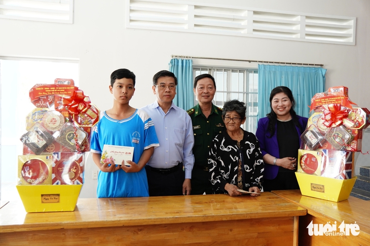 chúc tết - Ảnh 7.