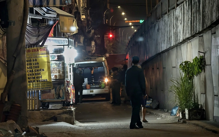 Cháy nhà ở phường Đông Hưng Thuận, 3 mẹ con tử vong: Phá cửa cứu người trong tuyệt vọng - Ảnh 3.