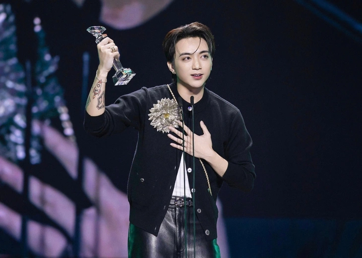 Giải thưởng âm nhạc xôm nhưng chưa đủ - Ảnh 2.