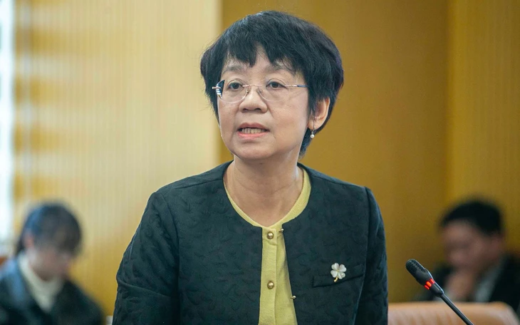 Dân chung cư ở Hà Nội cạnh trạm trộn bê tông không dám phơi quần áo, đóng kín cửa vì bụi - Ảnh 5.