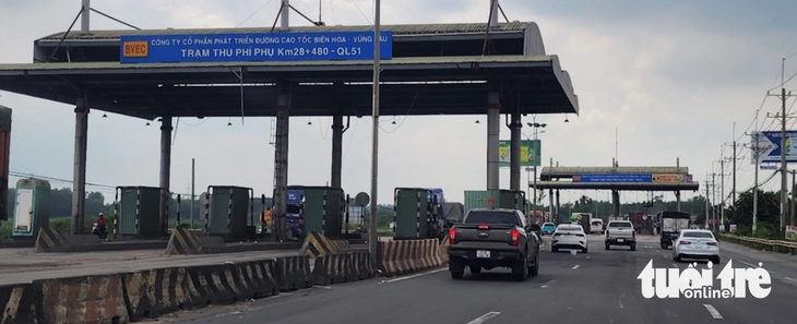 Đồng Nai kiến nghị Bộ Xây dựng chỉ đạo dỡ sớm 2 trạm thu phí còn lại trên quốc lộ 51 - Ảnh 2.