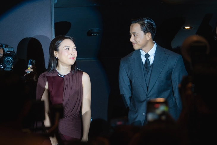 Uống chung ly, về chung xe, làm phim chung: Mỹ Tâm - Mai Tài Phến còn giấu gì sau 9 năm?  - Ảnh 4.