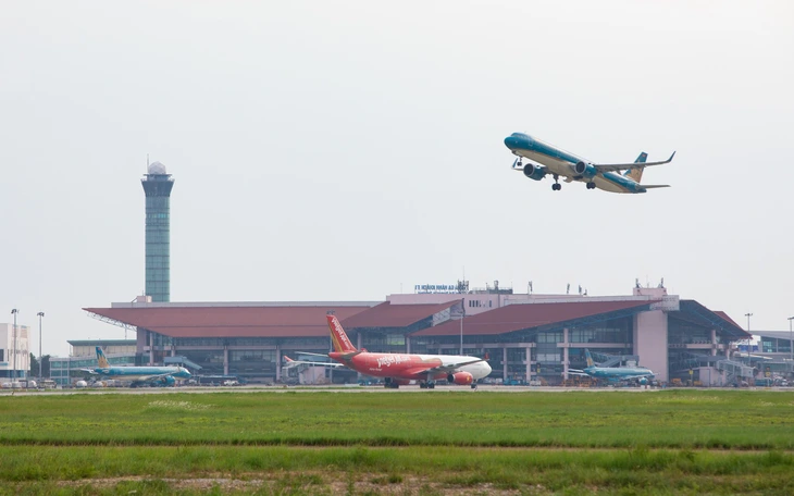 Không để xảy ra hiện tượng tăng giá vé trái quy định vào dịp Tết - Ảnh 2.