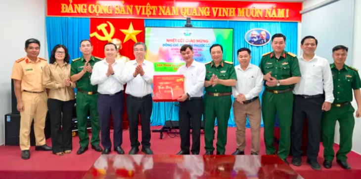 Phó bí thư Nguyễn Phước Lộc dự ngày hội 'Xuân đoàn kết - Tết nghĩa tình' cùng bà con Côn Đảo - Ảnh 3.