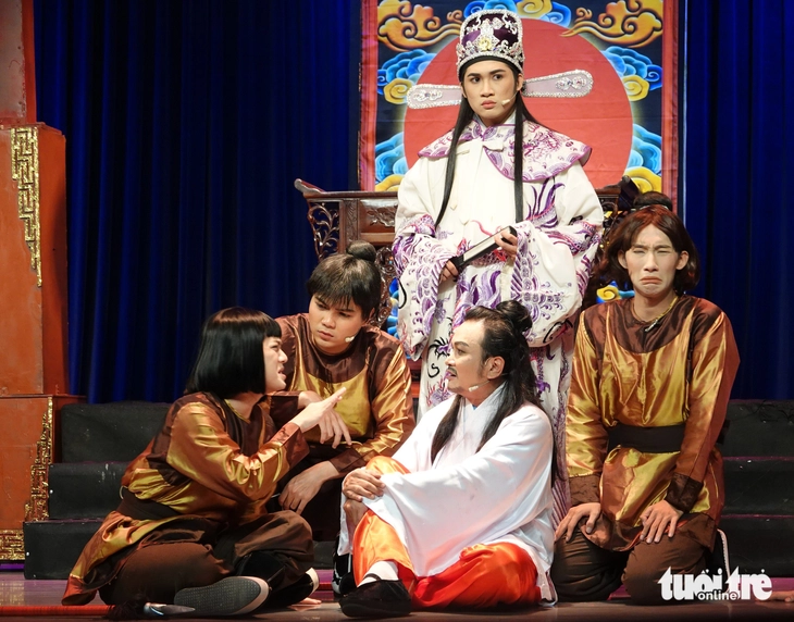 Huỳnh Long - Ảnh 3.