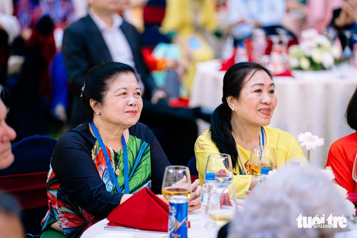 kiều hối - Ảnh 3.