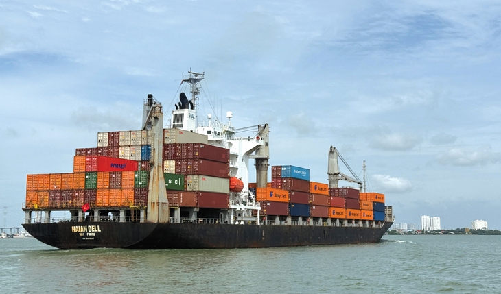 Việt Nam vững vàng hơn giữa biến động - Ảnh 2. Việt Nam - Ảnh 2.