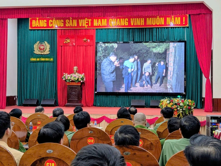 cướp ngân hàng - Ảnh 2.