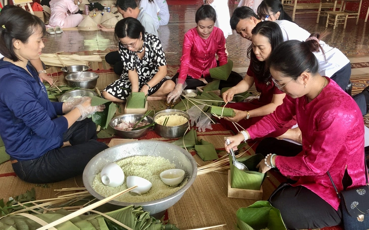 Múa lân sư rồng ở Sài Gòn cách đây một thế kỷ từng xuất hiện trên báo Pháp - Ảnh 11.