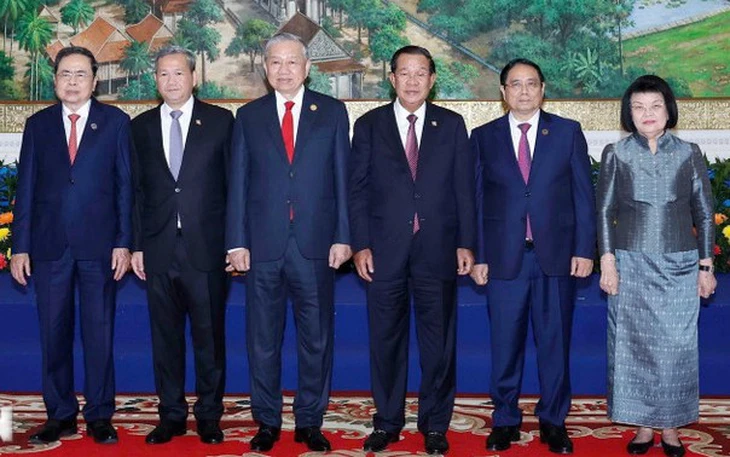 Tình đoàn kết Việt Nam - Lào - Campuchia - Ảnh 3.