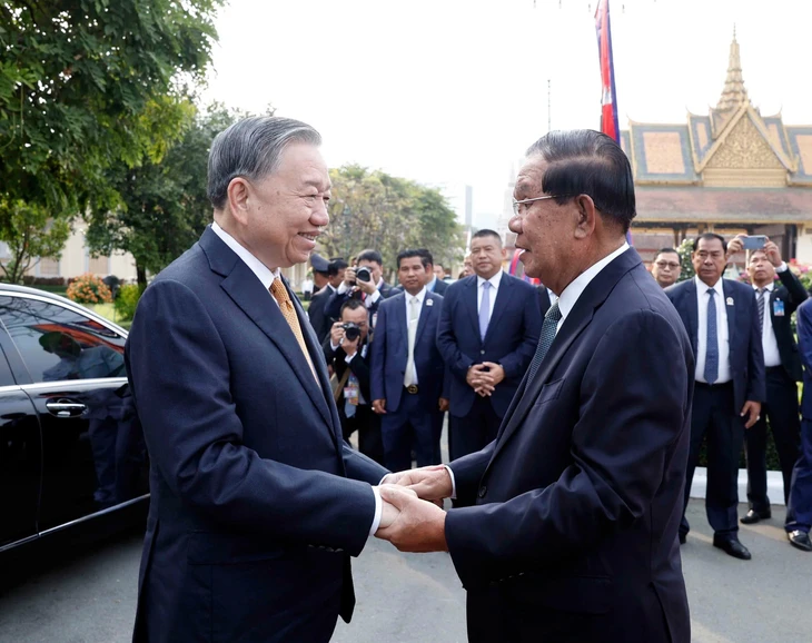 Ông Hun Sen chủ trì lễ đón Tổng Bí thư Tô Lâm thăm cấp nhà nước Campuchia - Ảnh 4.