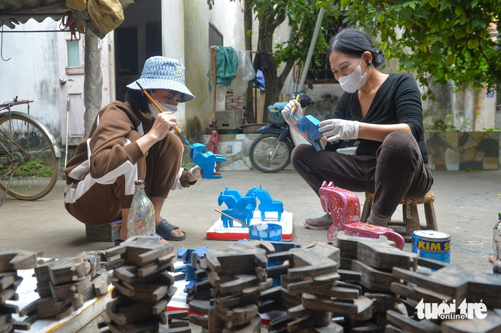 ngựa gỗ sơn mài - Ảnh 7.