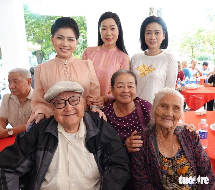 Nghệ sĩ Hùng Minh: Bệnh tôi sao giống giả đò - Ảnh 2.