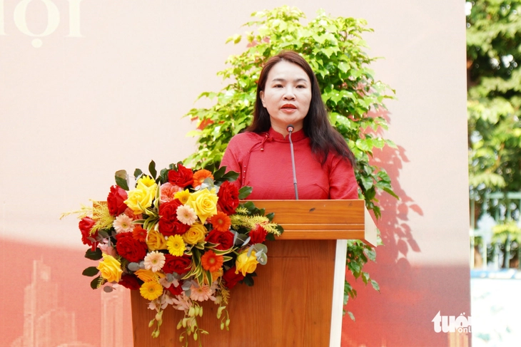 Mươi ngày nữa là Tết, bánh chưng đã thơm lừng nhiều phố, phường ở TP.HCM - Ảnh 3.