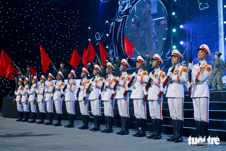 múa súng - Ảnh 4.