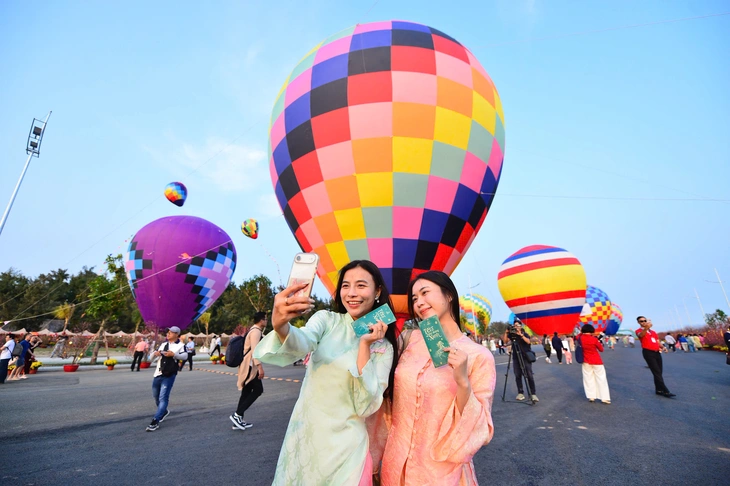 Lễ hội Xuân Cần Giờ - Ảnh 8.