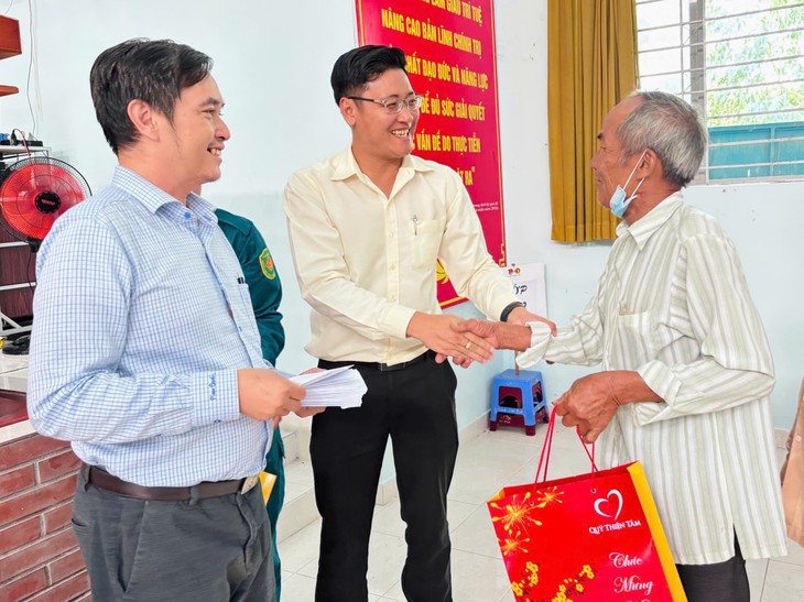 Tết về rộn ràng trên xã đảo Thạnh An và khu vực Cần Giờ - Ảnh 11.