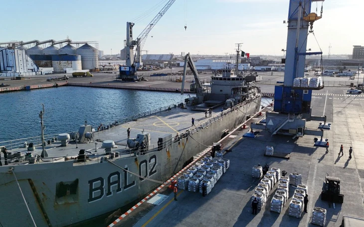 Ông Trump chúc mừng bà Takaichi, nói Nhật Bản 'sẽ luôn nhận được sự ủng hộ mạnh mẽ của tôi' - Ảnh 3.