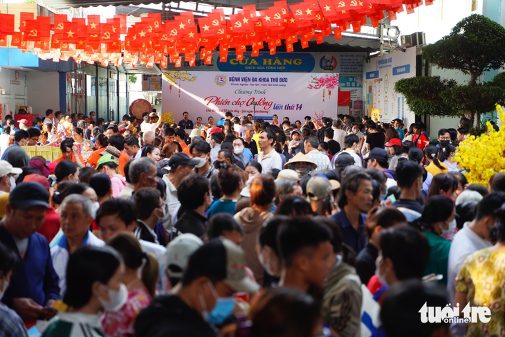 phiên chợ tết - Ảnh 6.