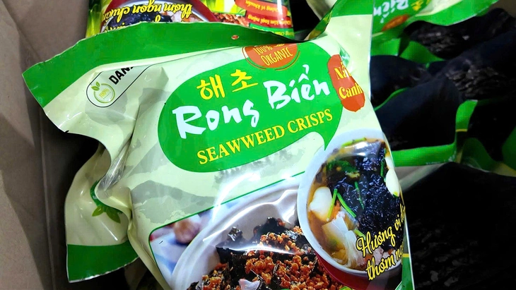 Phát hiện Công ty DANAFOOD sản xuất, buôn bán rong biển giả, thu giữ 7.000 sản phẩm  - Ảnh 4.