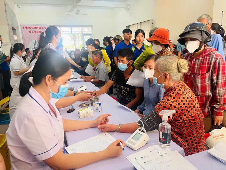 Tết về rộn ràng trên xã đảo Thạnh An và khu vực Cần Giờ - Ảnh 15.