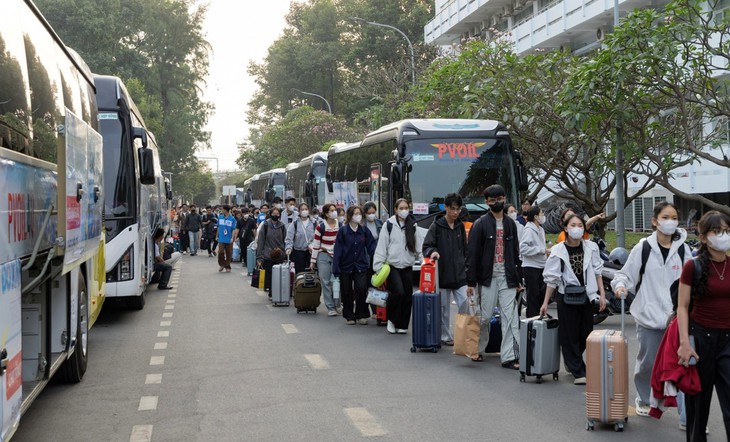 chuyến xe nghĩa tình - Ảnh 2.