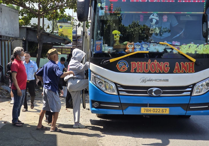 xe khách - Ảnh 3.