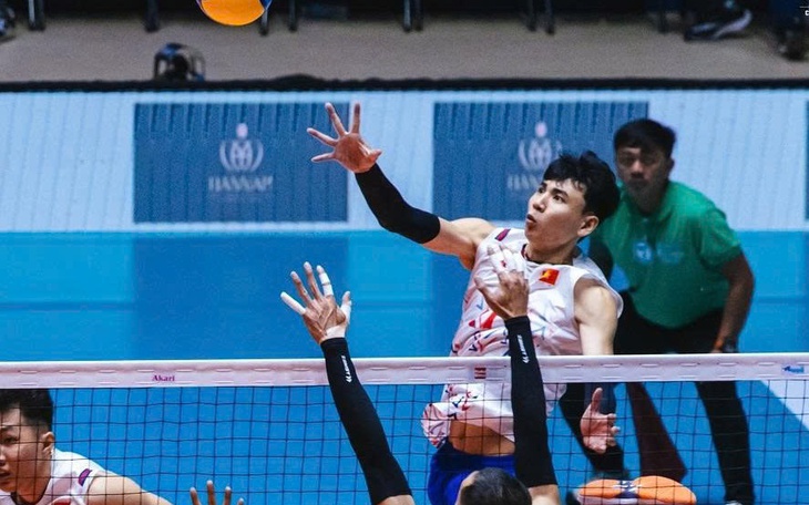 Cô gái Việt cao 1m95 khiến các VĐV bóng chuyền Mông Cổ bật khóc - Ảnh 2.