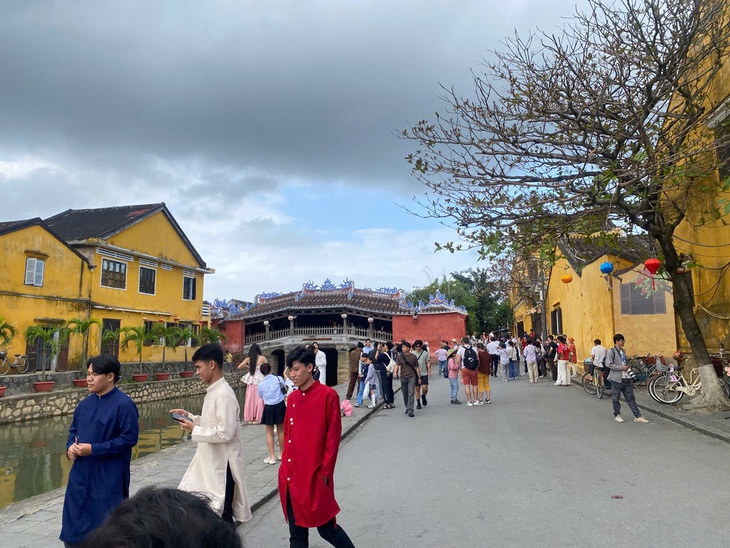 bắn pháo hoa - Ảnh 2.