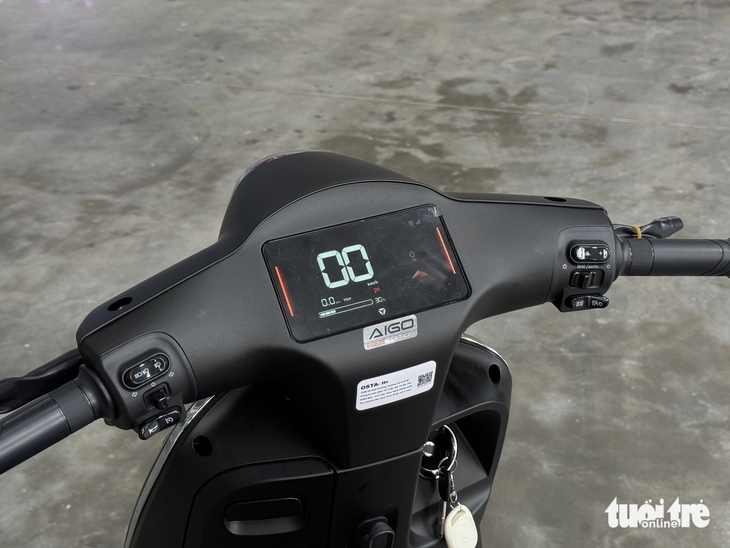 Yadea Osta - Ảnh 13.