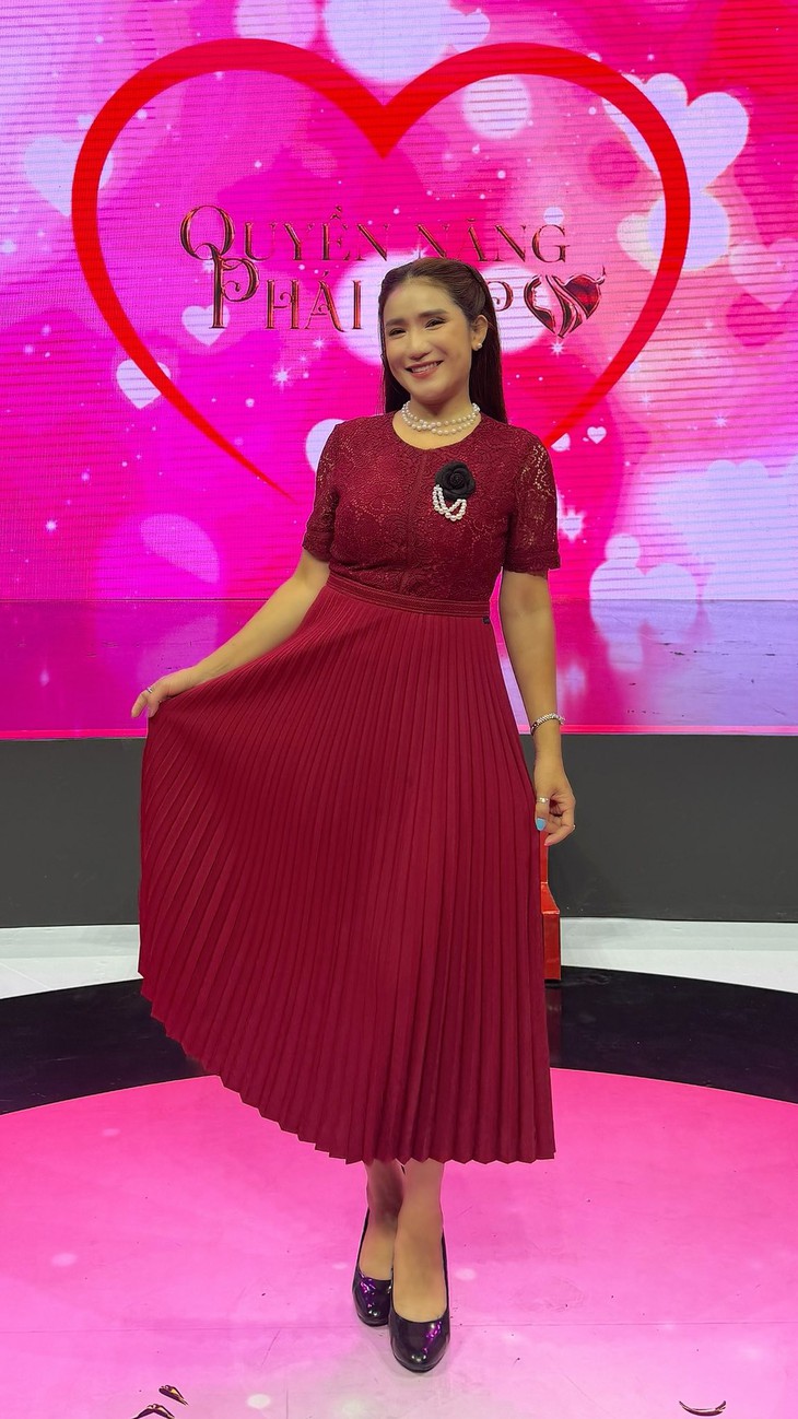 'Bà mối quốc dân' đình đám một thời nay độc thân, bán cà phê kiếm sống - Ảnh 3.