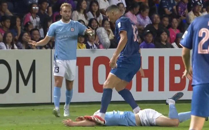 Á quân Nhật Bản bại trận khi đội bóng Malaysia sử dụng 100% ngoại binh - Ảnh 3.