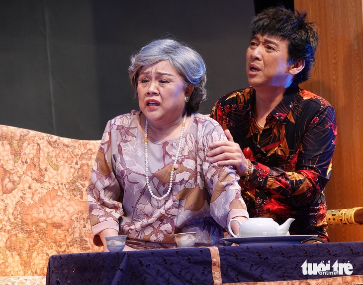 Phương Hồng Thủy 2 tháng khó quên trên sàn kịch - Ảnh 4.