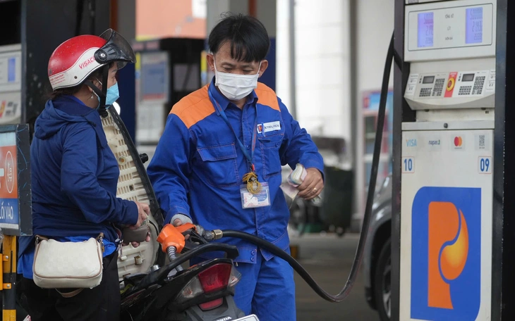 96 tuyến xe xin tăng vé, Sở Xây dựng TP.HCM theo dõi chặt - Ảnh 2.