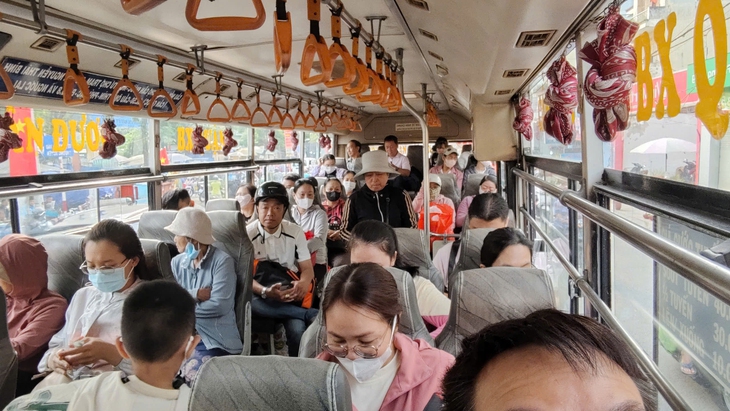 Thay đổi thói quen, tiết kiệm xăng dầu - Ảnh 3.