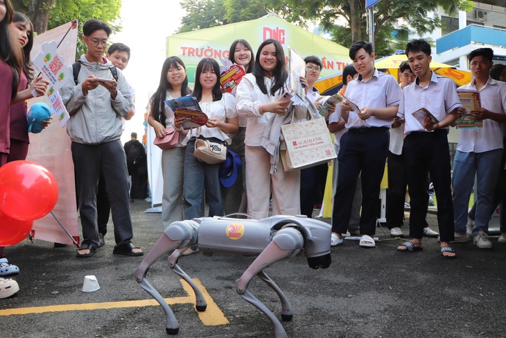 Trường ngoài công lập đầu tiên đạt chuẩn cao đẳng chất lượng cao - Ảnh 3.