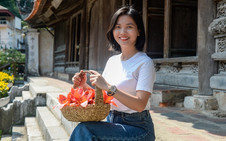 Rực rỡ sắc màu hoa huỳnh liên trên nhiều tuyến đường tại TP.HCM - Ảnh 11.