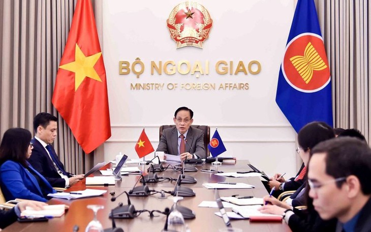 Mở đăng ký trực tuyến cho công dân Việt Nam muốn rời Trung Đông - Ảnh 3.